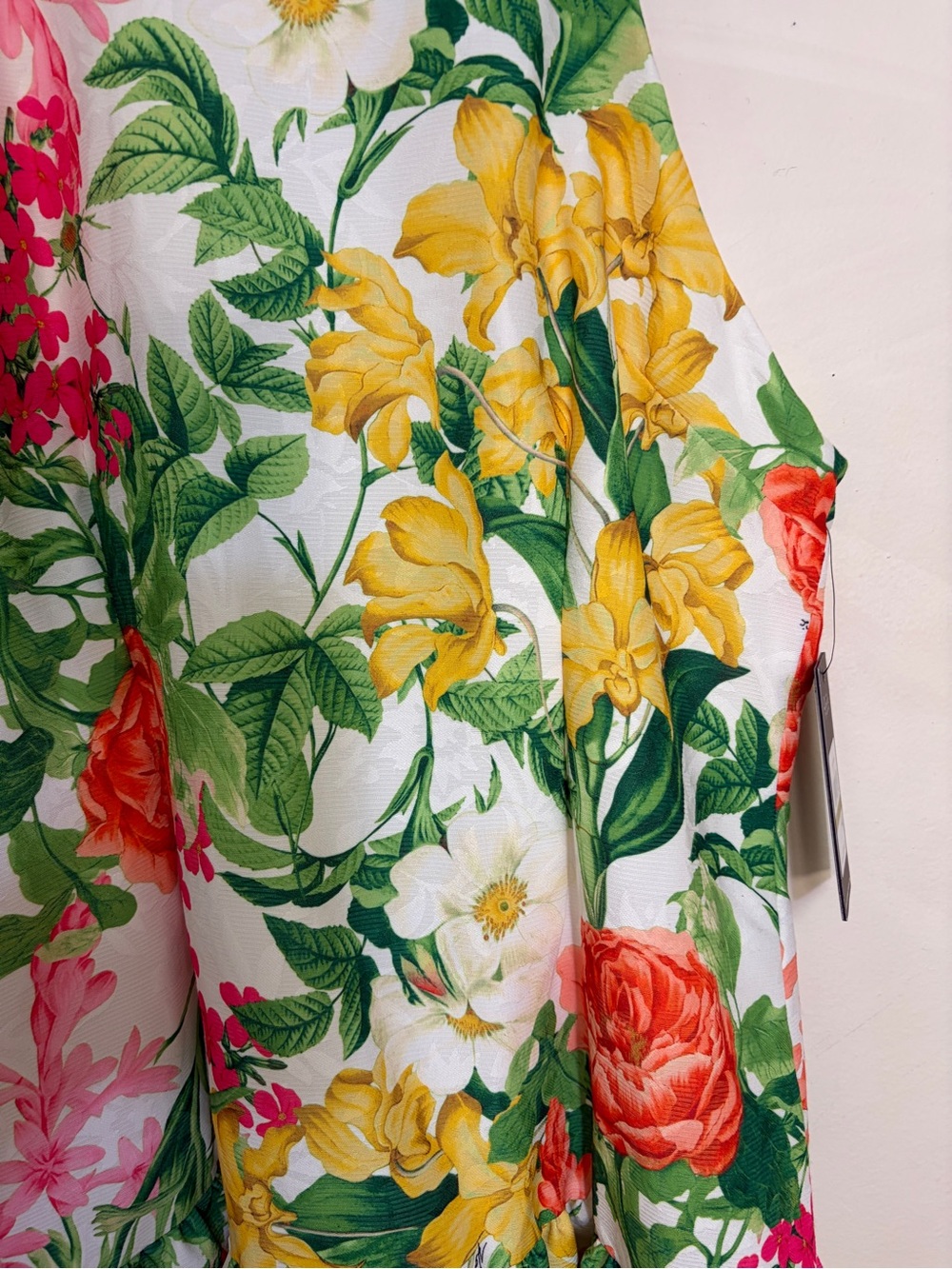 Karl Lagerfeld Women's Floral Halter Dress in White, Yellow, Pink, Green Size 14 - Picture 4 of 14